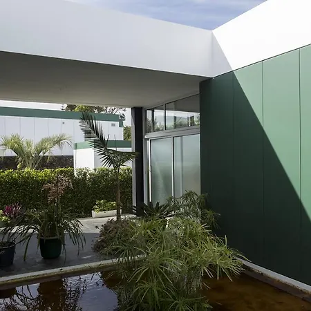 Quinta De Santa Barbara Lagoa (Azores)